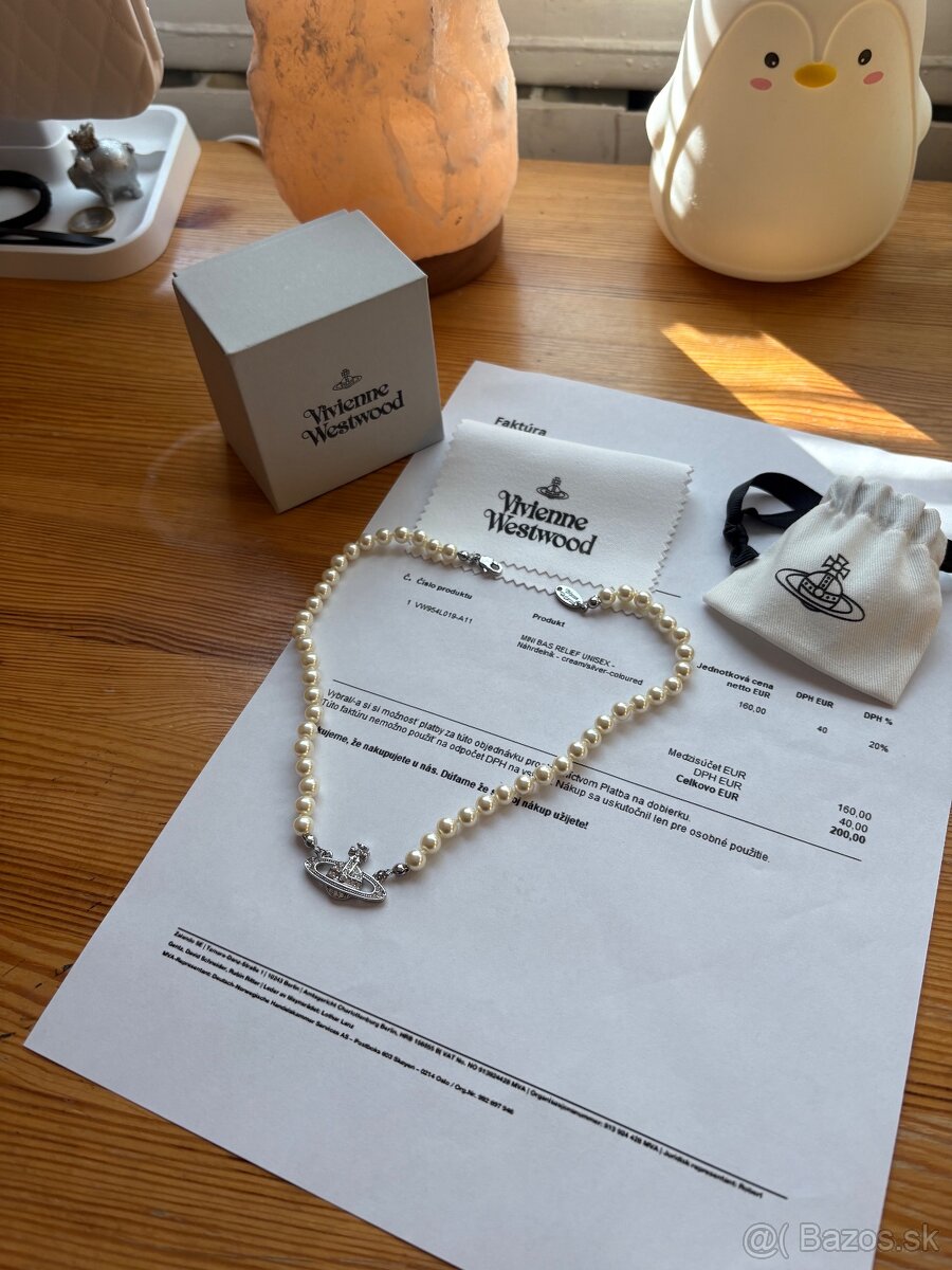 Nahrdelnik Vivienne Westwood - 2