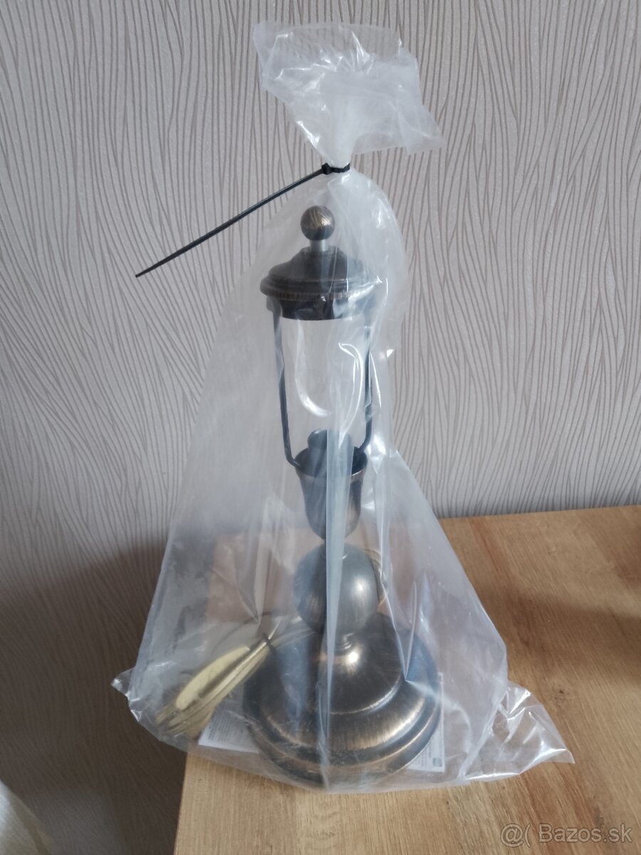 Predam stolnu vintage lampu - 2