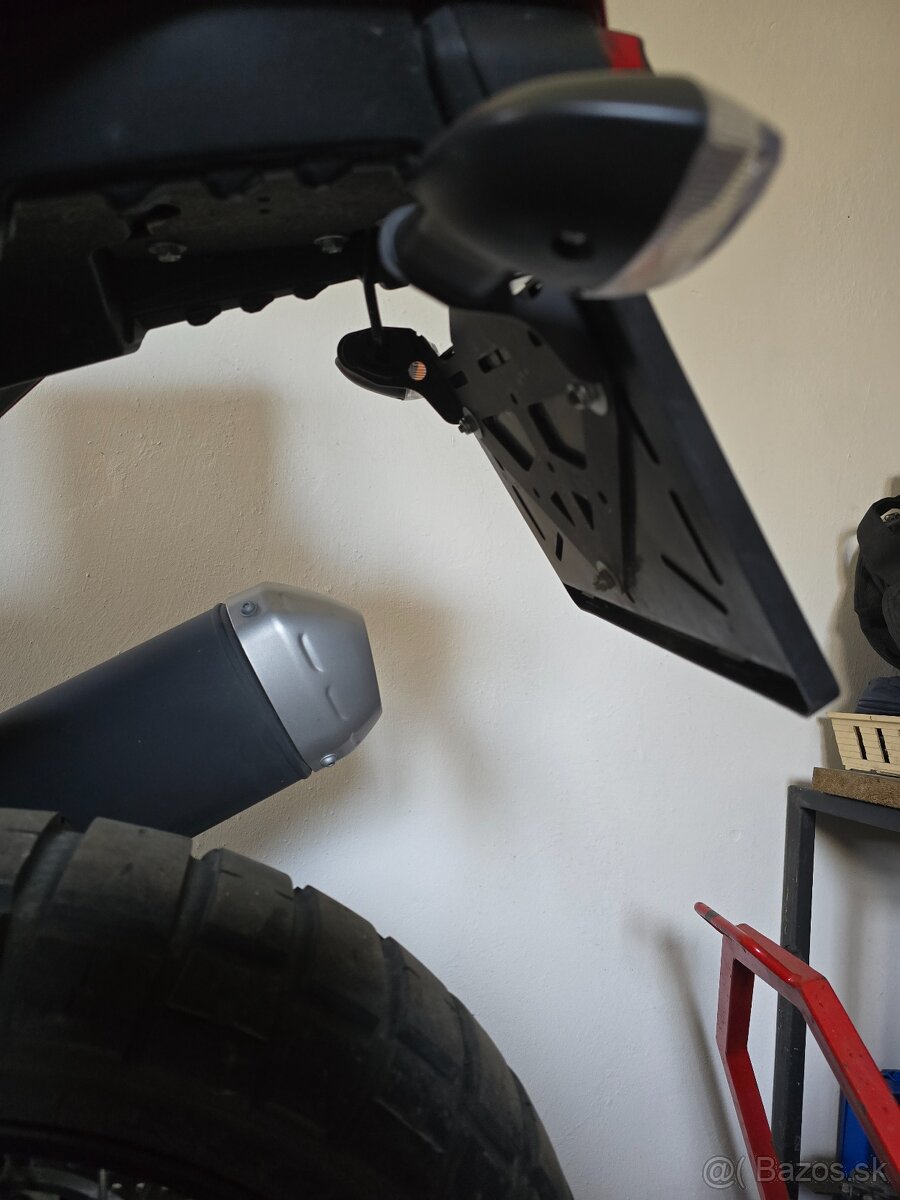 Tenere 700 drziak spz - 2