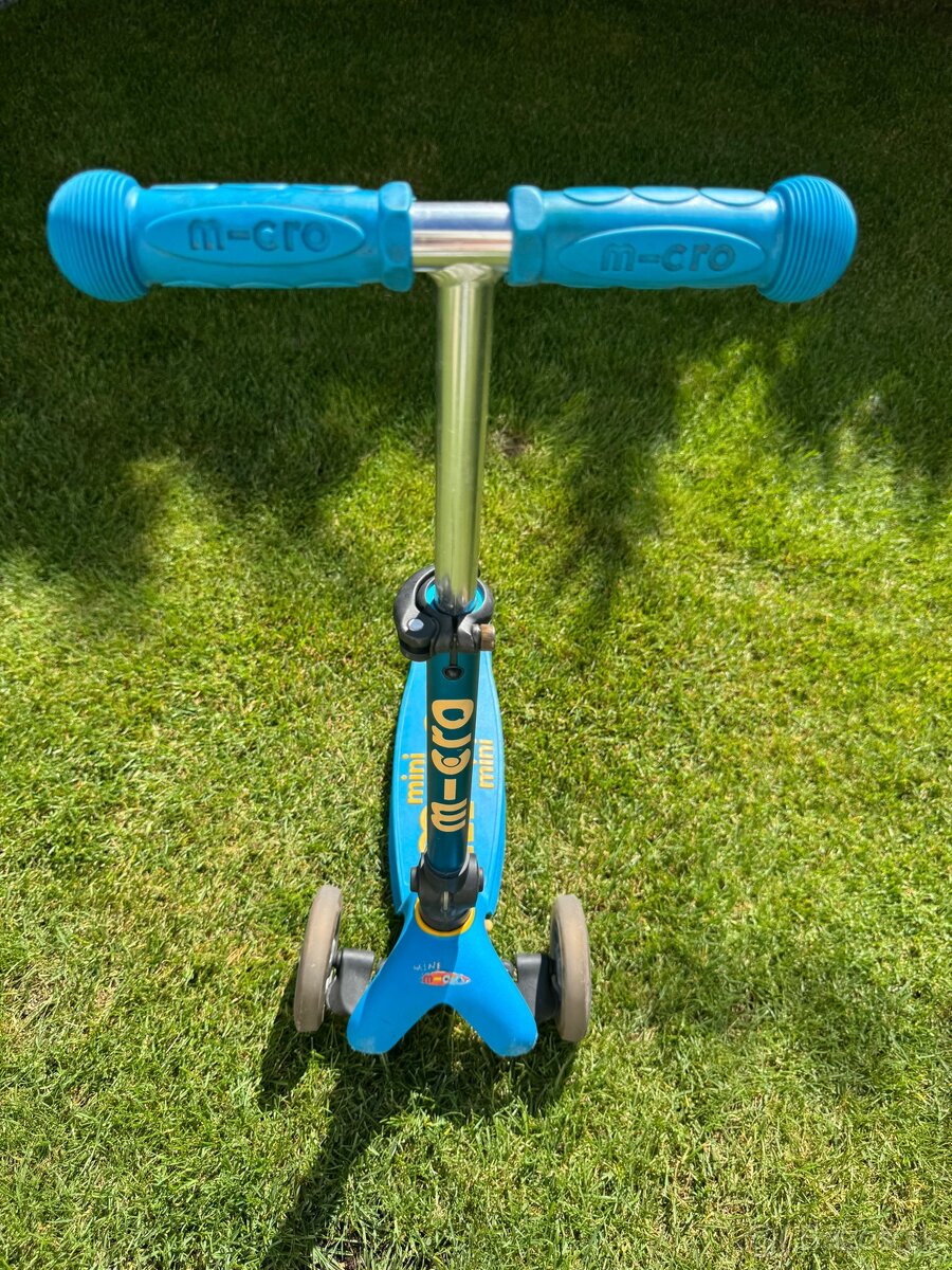 Predam kolobežku Micro Mini Deluxe - 2