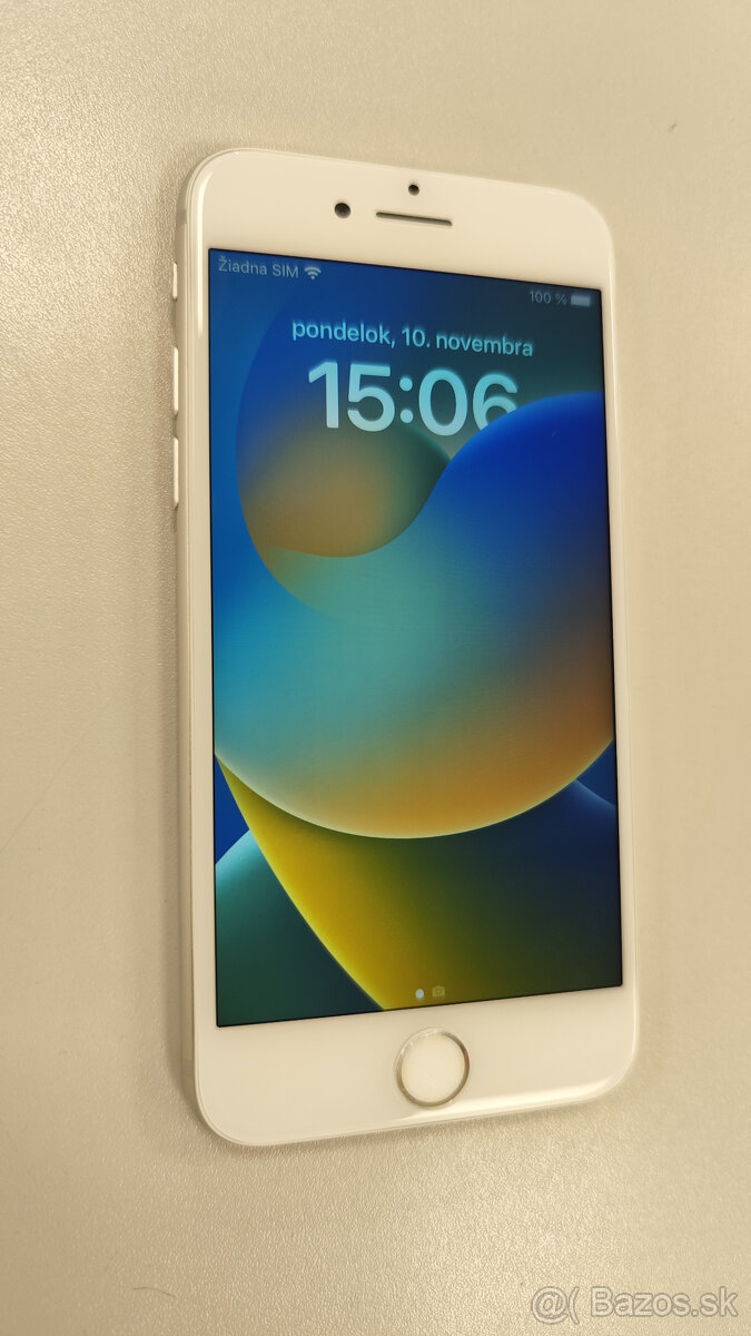 Apple iPhone 8 64GB biely - 2
