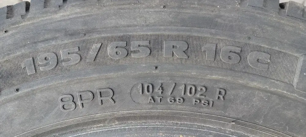 Celoročná pneumatika 2ks 195/65 R 16C 104R Michelin - 2