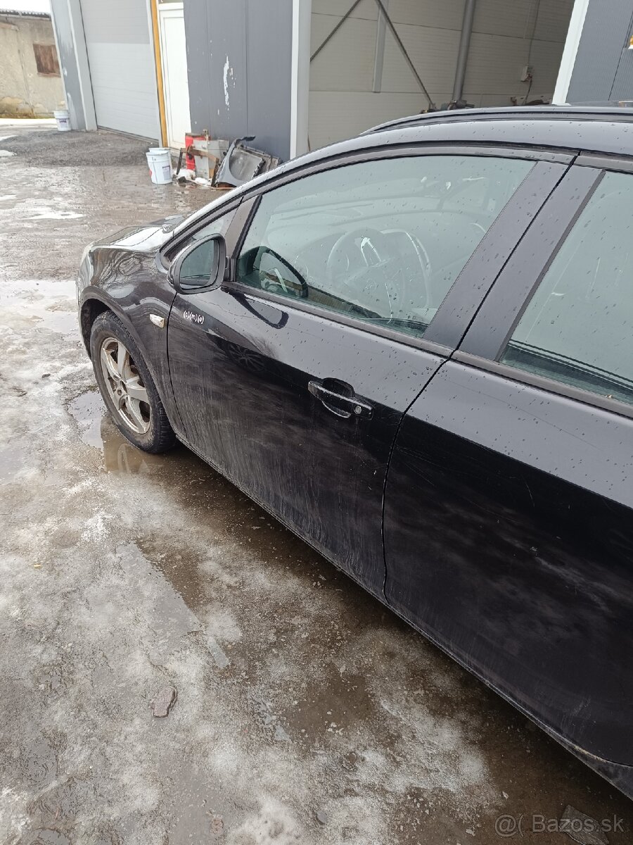 Opel Astra j 1.7 cdti 92kw - 2