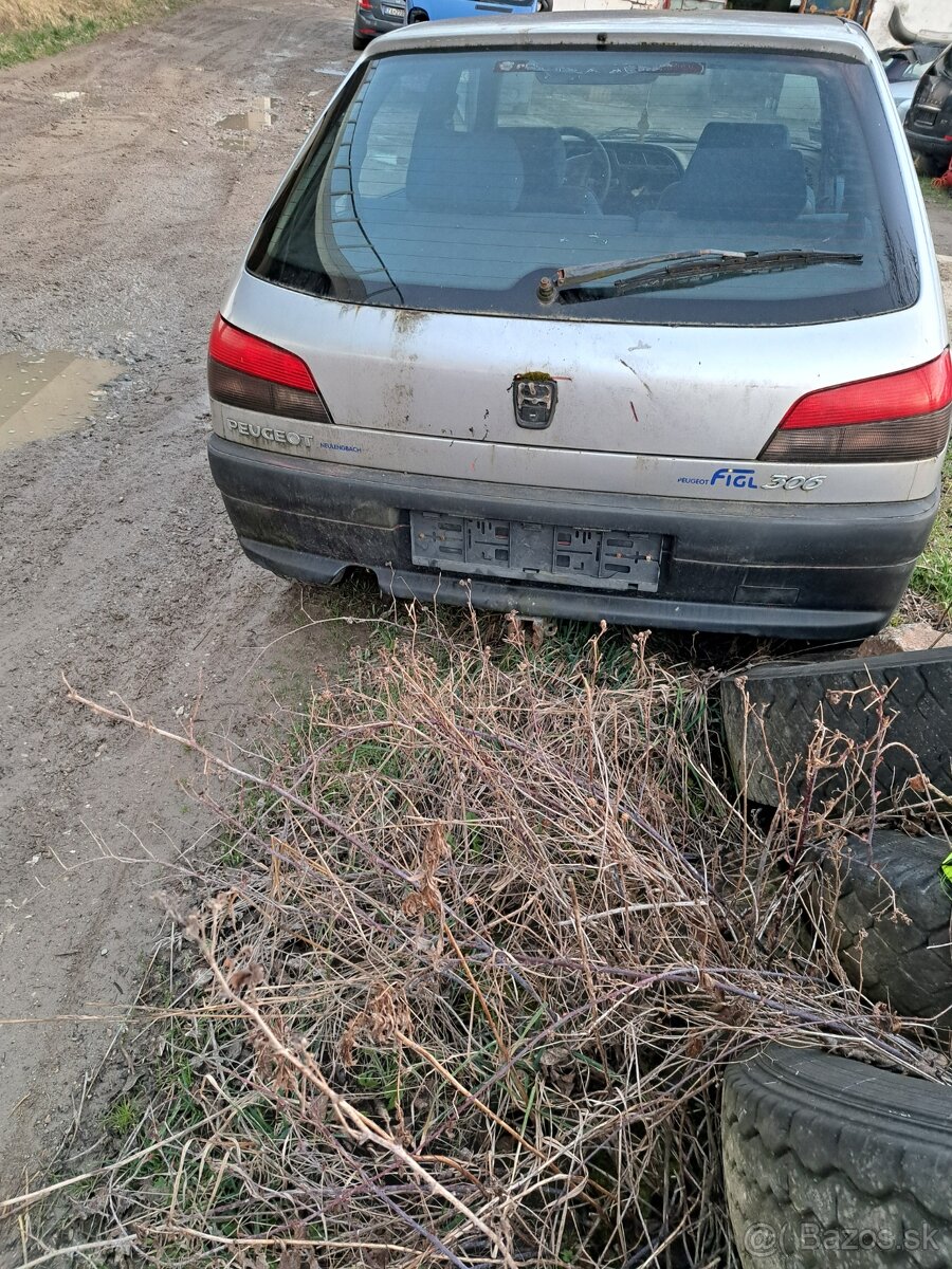 Rozpredám peugeot 306 - 2