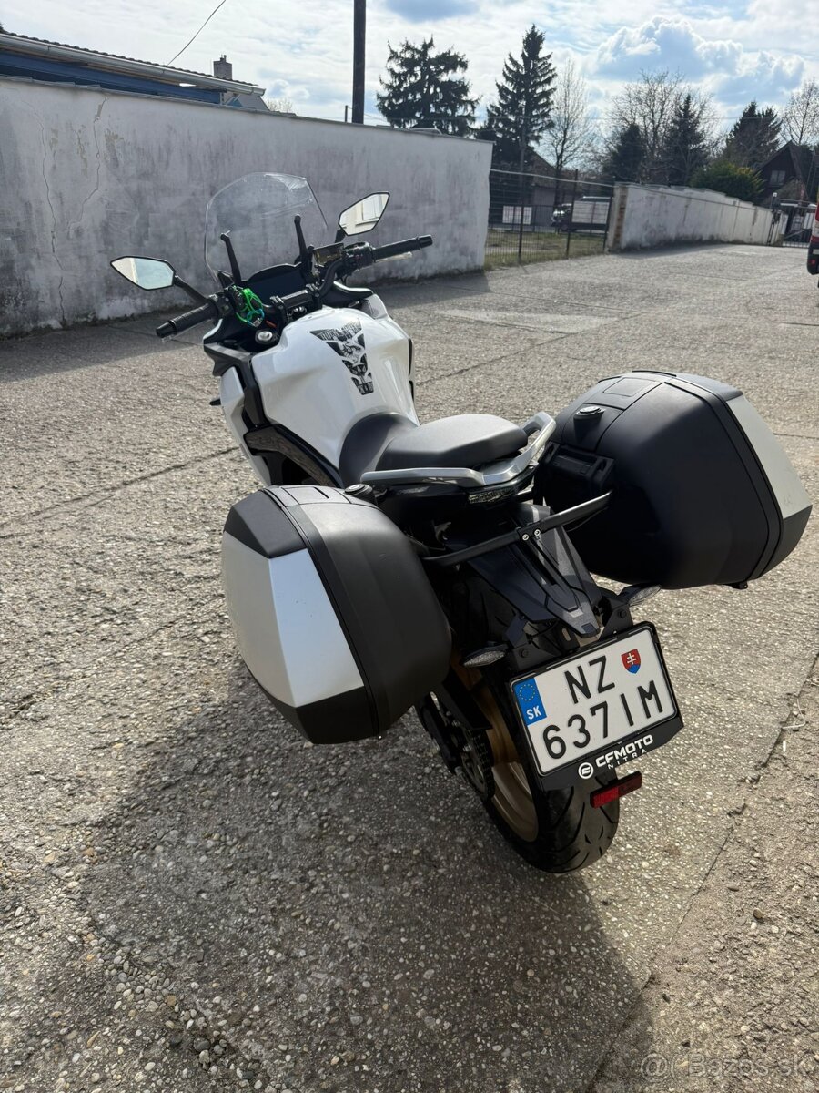 CFMOTO GT650 - 2