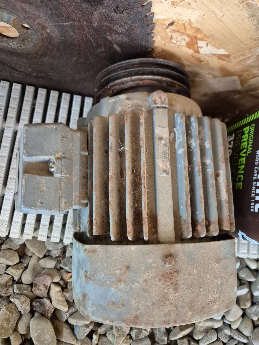 Elektromotor s príslušentvom - 2