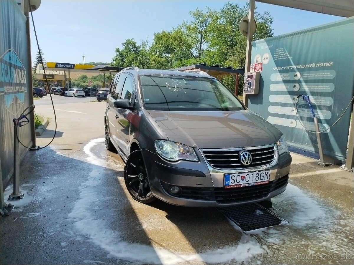 TOURAN 1.9 77 BXE BEZ DPF - 2
