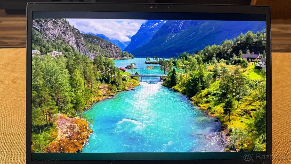LENOVO ThinkPad P16s G2 OLED - 2