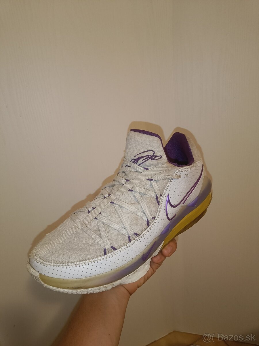 Nike LeBron 17 Low Lakers - 2