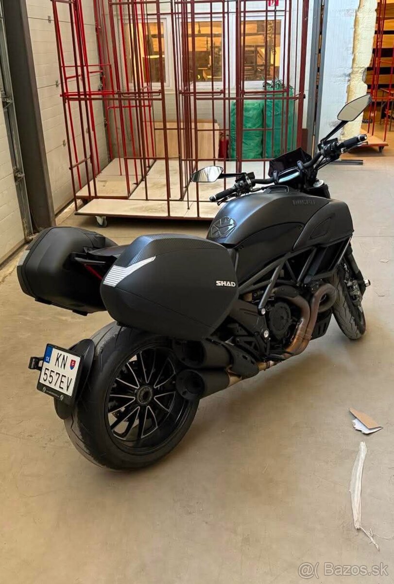 Ducati Diavel - 2