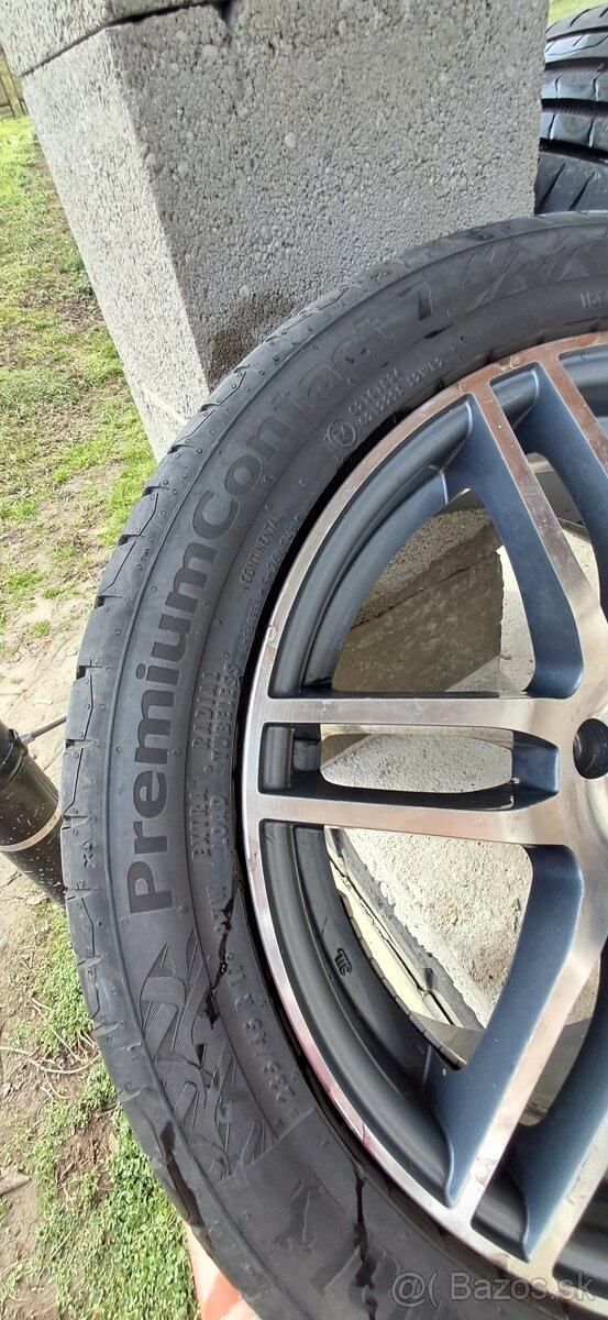 235/45 R17 letne Continental - 2