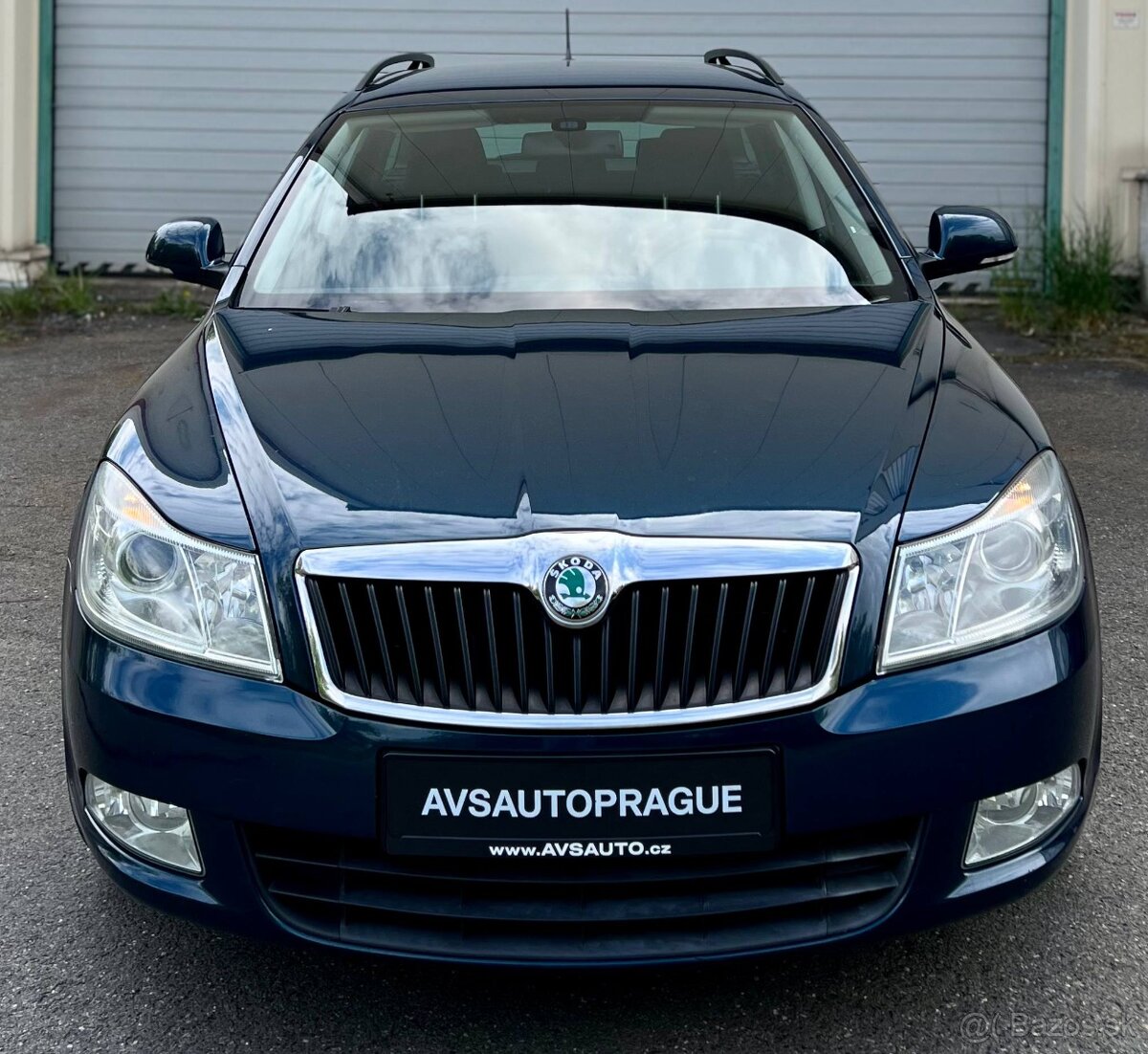 ŠKODA OCTAVIA 2 FL COMBI 1.6 TDI DSG 2012 - 2