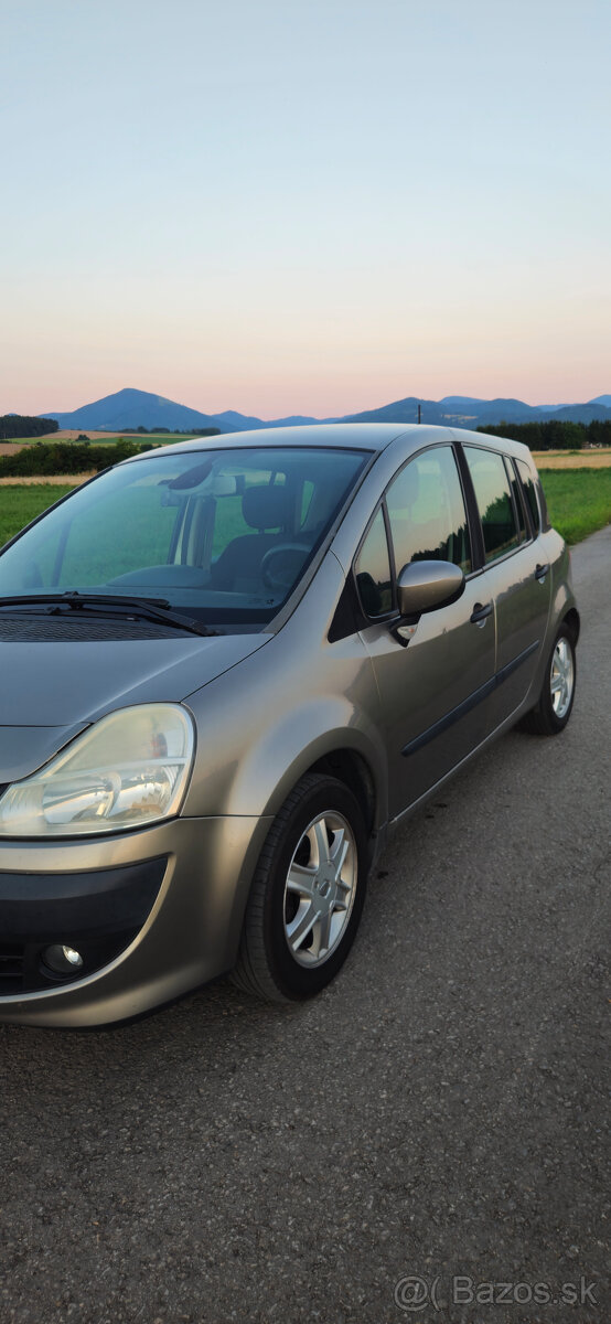 Renault Modus Grand - 2