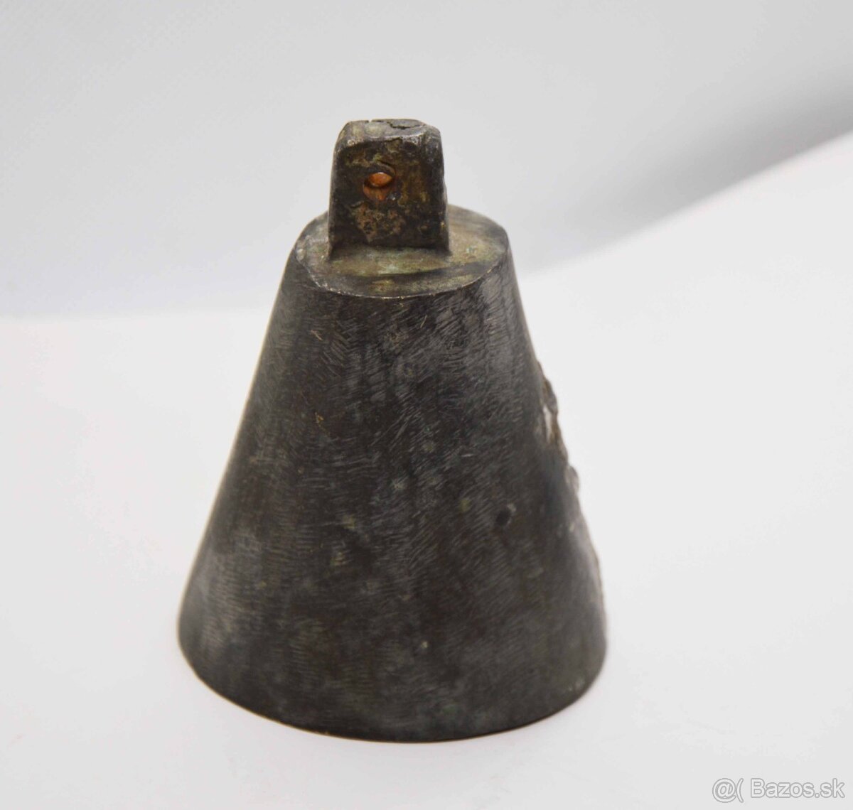 Starý mosadzný zvonec 9x6cm - 2