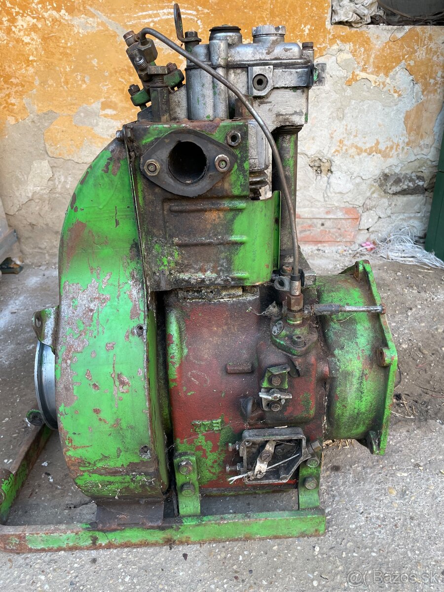 Tomo Vinkovič TV 420 motor. - 2