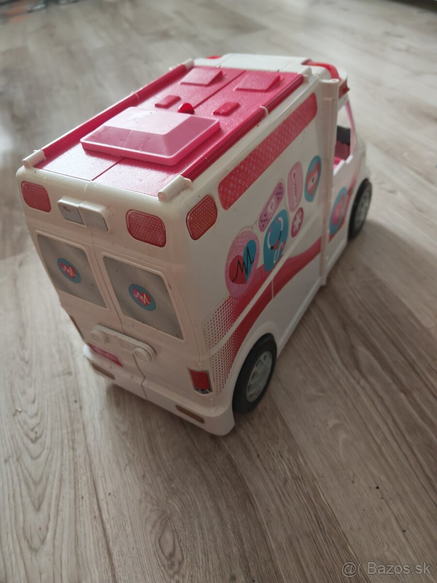 Barbie sanitka - 2