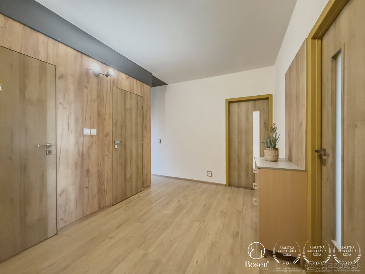 BOSEN | Zrekonštruovaný 3izbový byt s loggiou, 75m2. - 2