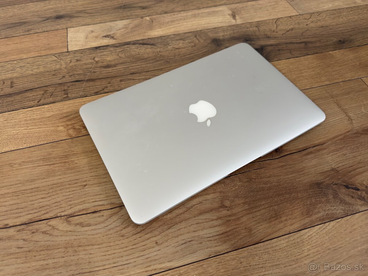 Apple Macbook Air 11" (early 2014) - a1465, i5, 4gb, 128gb - 2