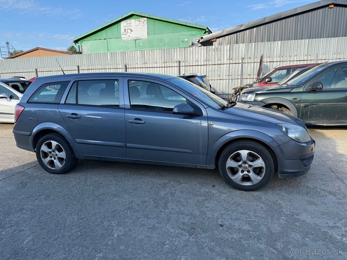 OPEL ASTRA WAGON r. 2006 - 2