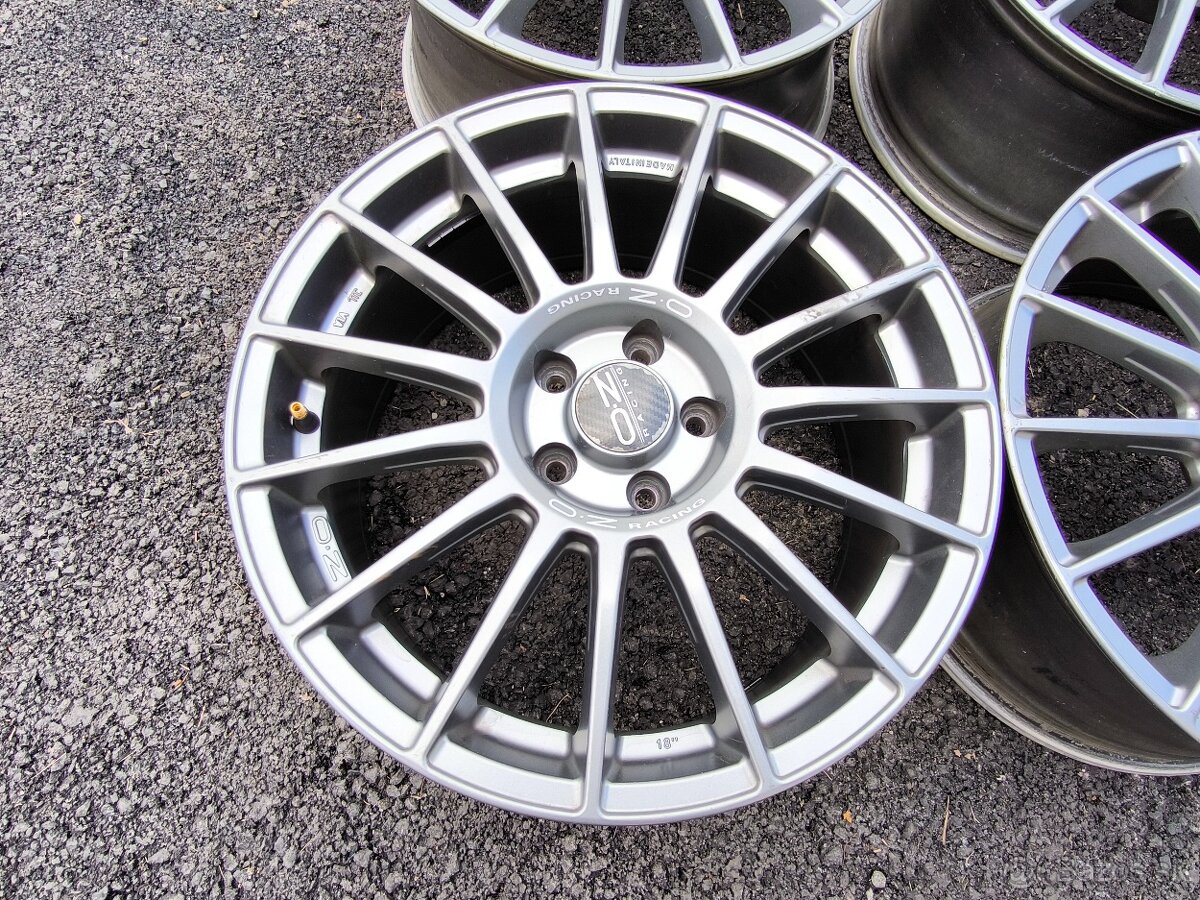 OZ Racing SuperTurismo LM R18 - 2