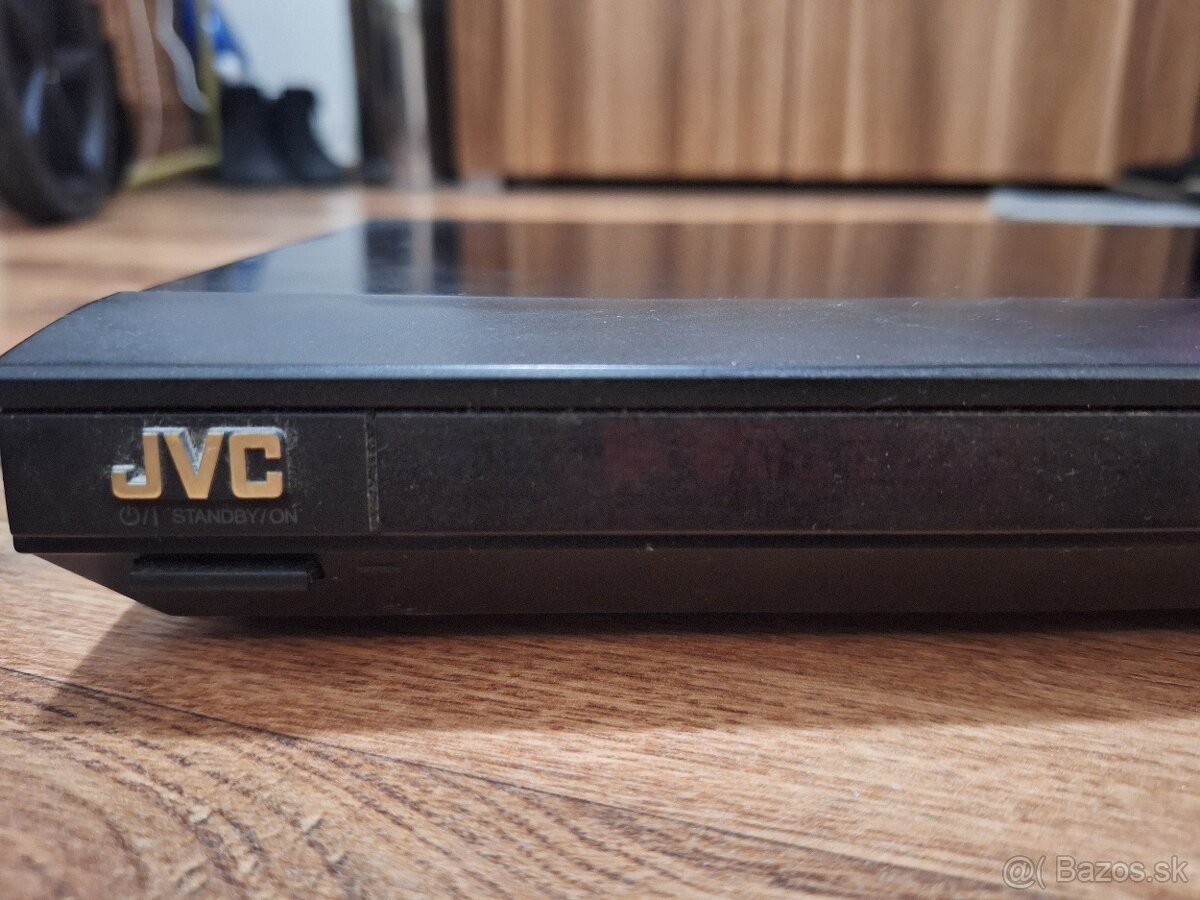 JVC DVD prehrávač XV-N210B - 2