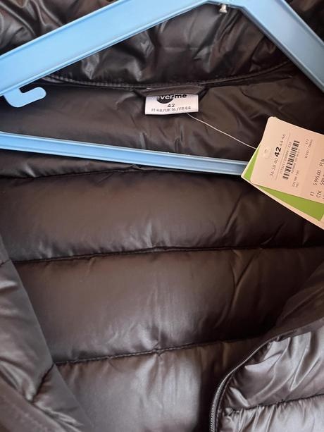 dámska čierna vesta vel. 40/42 - 2