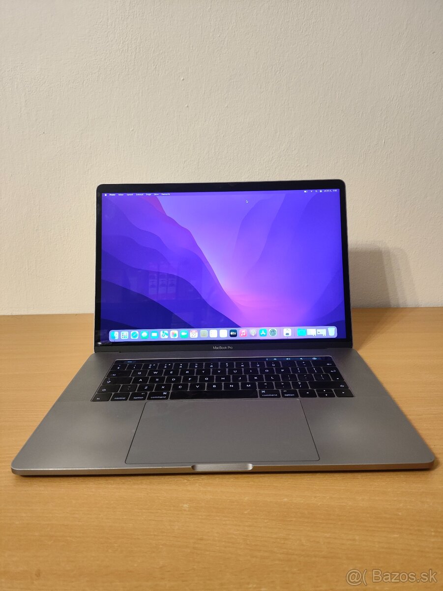 MacBook Pro 15 2016 | i7 • 16GB • 1TB SSD - 2