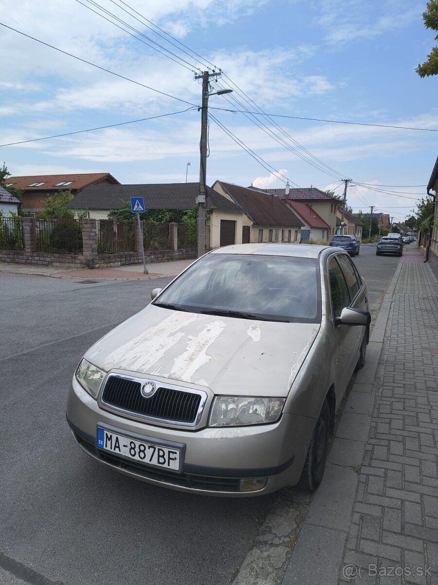 Škoda fabia sedan - 2