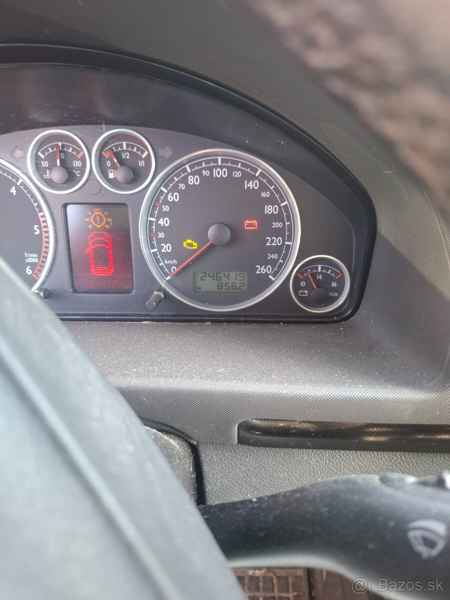 Predám Seat . - 2