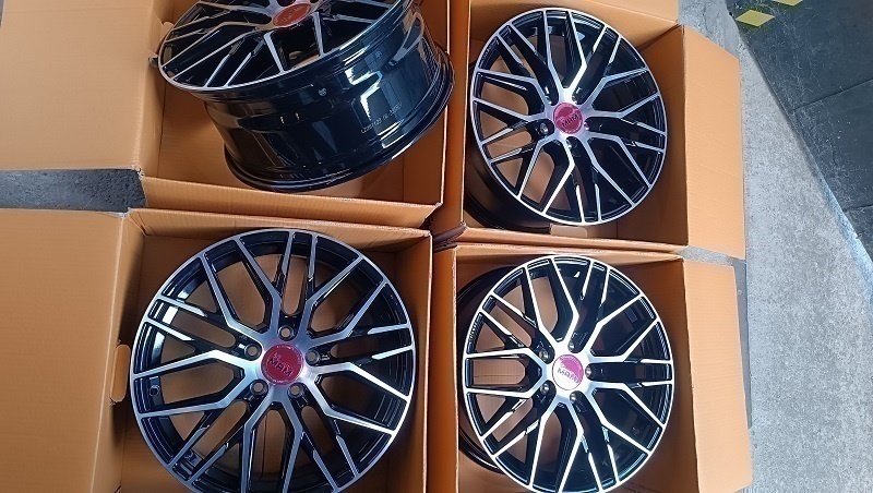 5x112 mm R18 MAM RS4 - 2