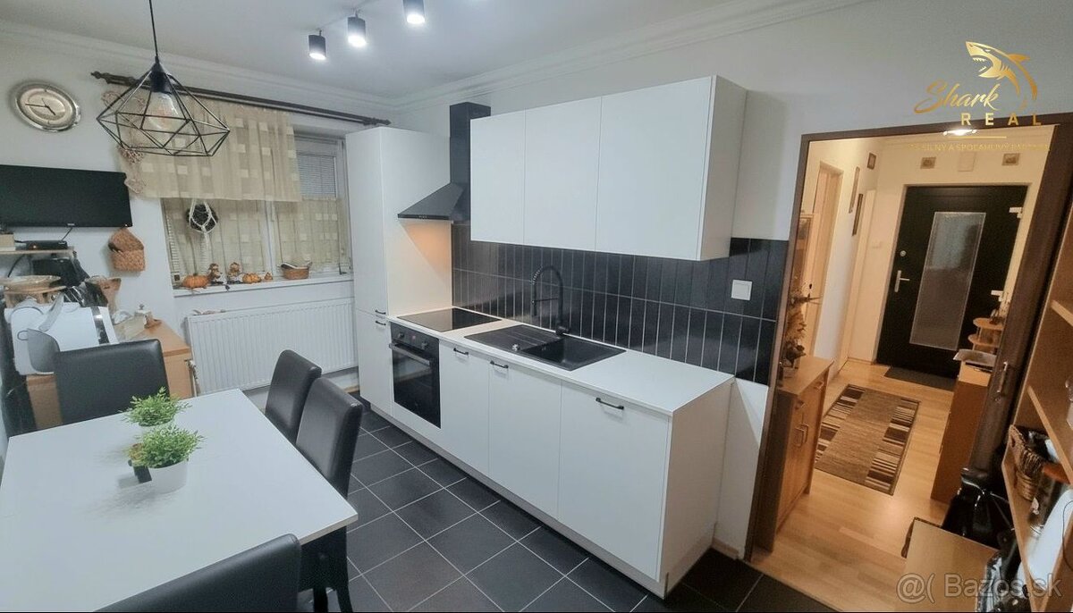 Útulný 2 izbový byt na ulici Komenského s teraskou a záhra - 2