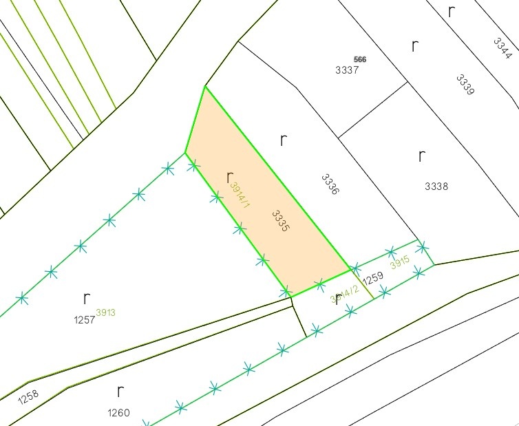 Predám pozemok 250m^2 - 2