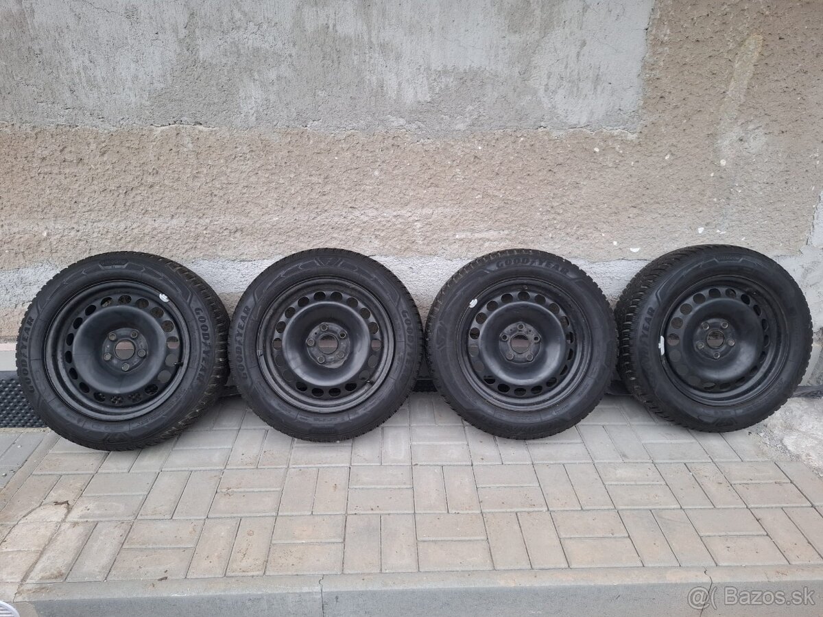 Zimna sada VWGROUP, Goodyear 205/60 R16,5x112,7 mm, 2024 - 2