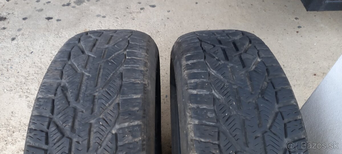 2x zimné 215/60/16 - 2