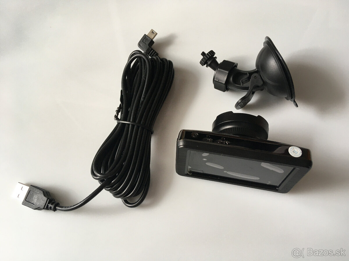 Kovová autokamera FullHD s cúvacou - 2