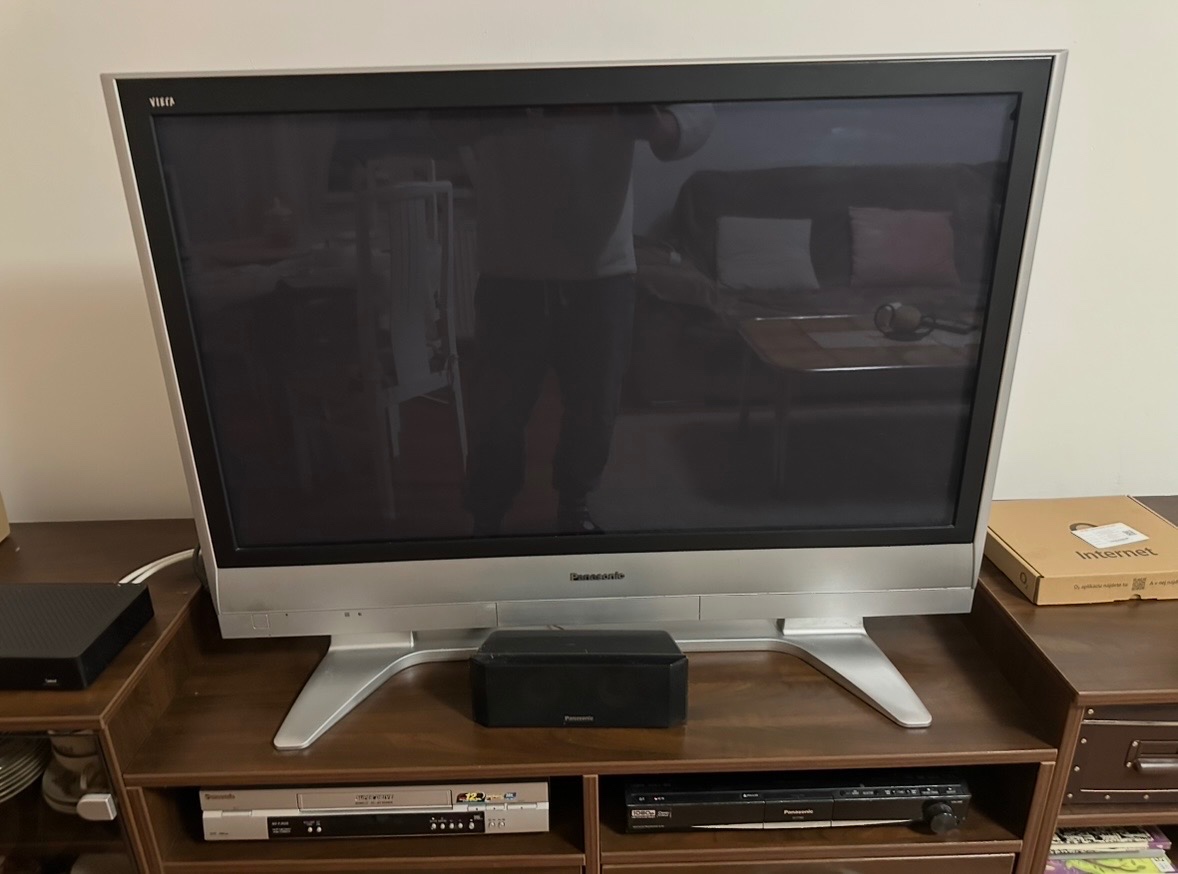 Predám Plazmovú TV Panasonic Viera - 2