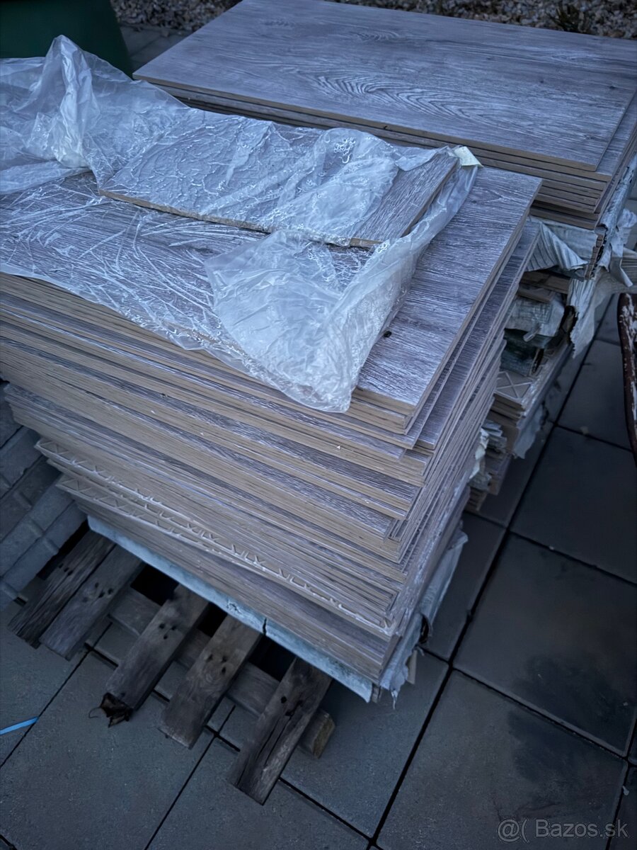 Gresová dlažba 62x31 cm - 2