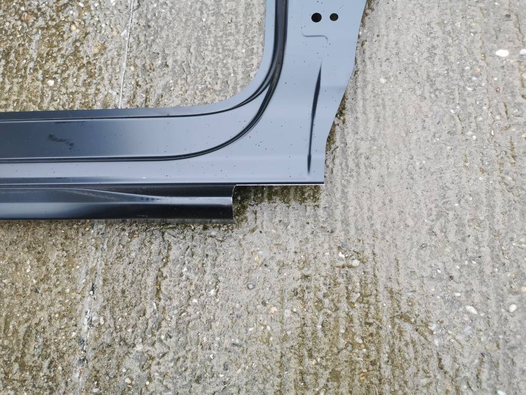 VW T7 MULTIVAN BOCNICA - 2