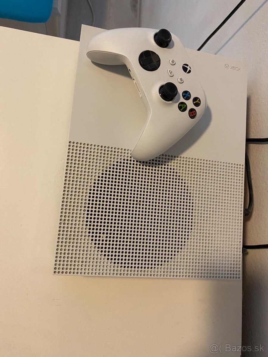 Xbox One 500 GB + ovládač - 2