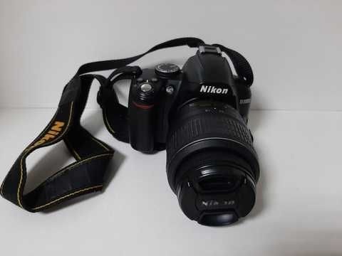 Nikon D3000 - 2