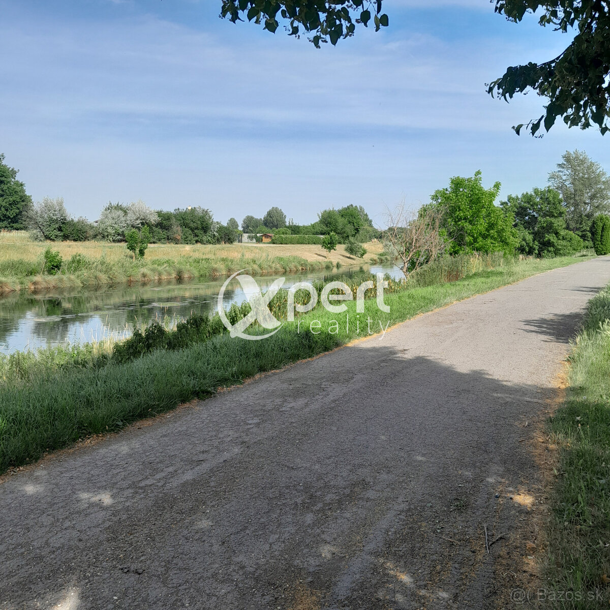 Predaj pekný pozemok 650m2 v Šamoríne časť Čilistov - 2