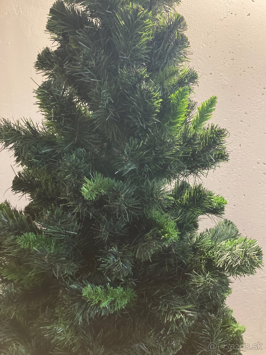 Vianočný stromček 200cm - 2
