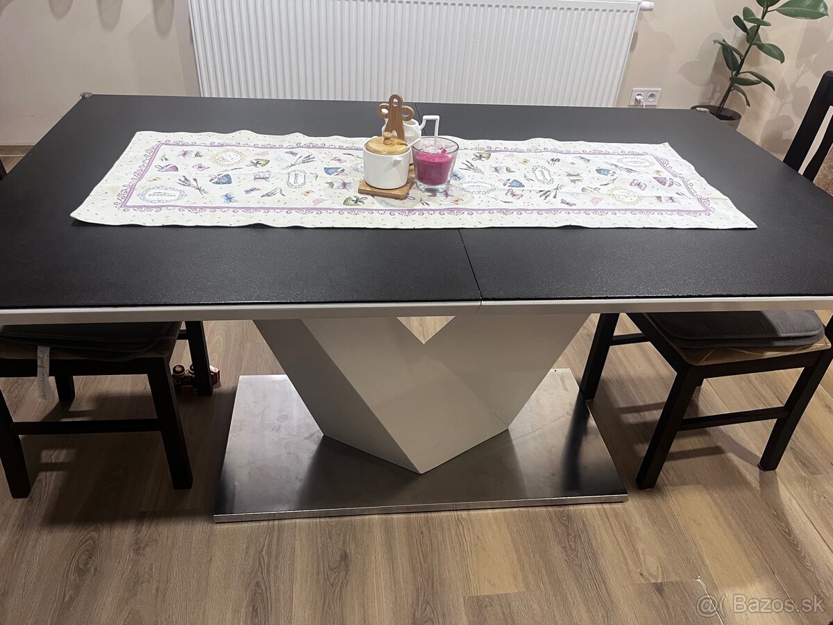 Kuchynský stôl - 2