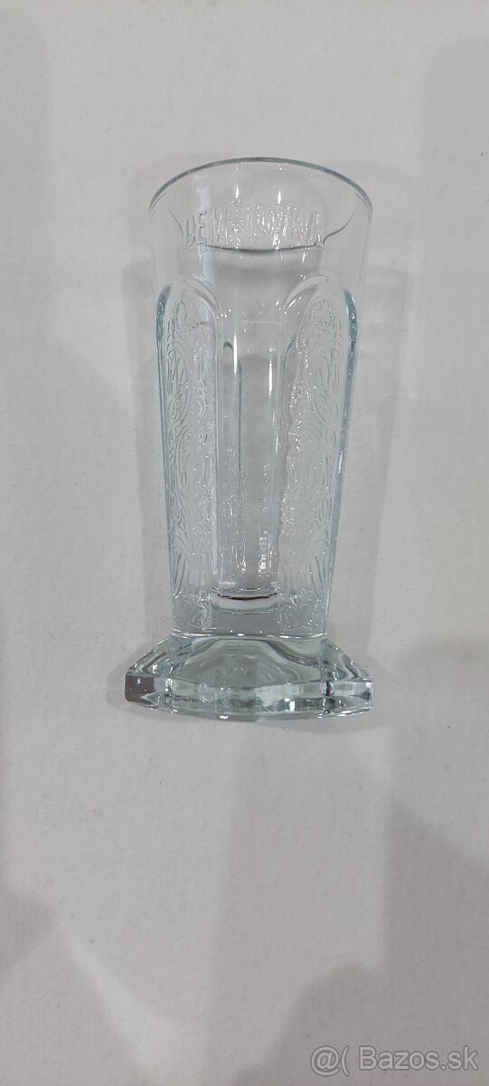 Predám poldecáky 0,04l Becherovka a Demänovka - 2