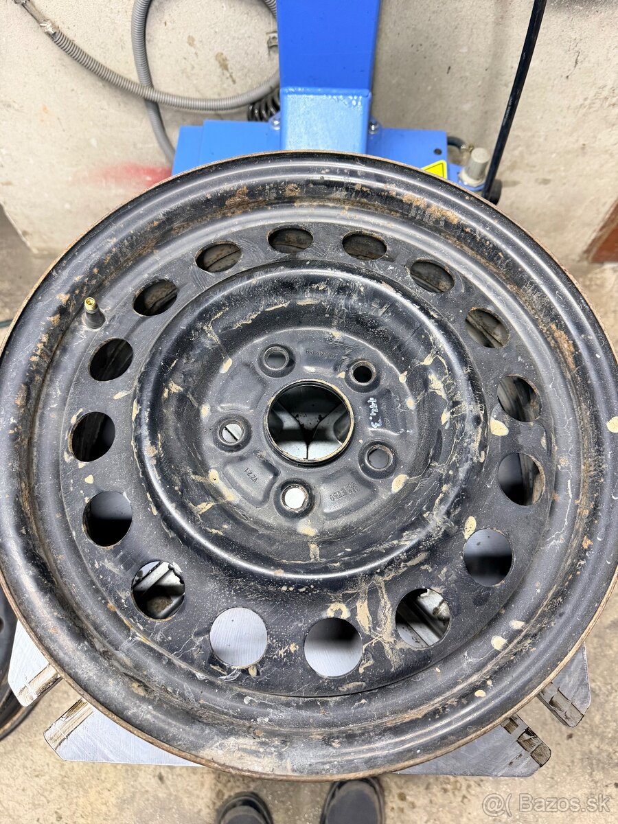 Plechové disky mazda - 2