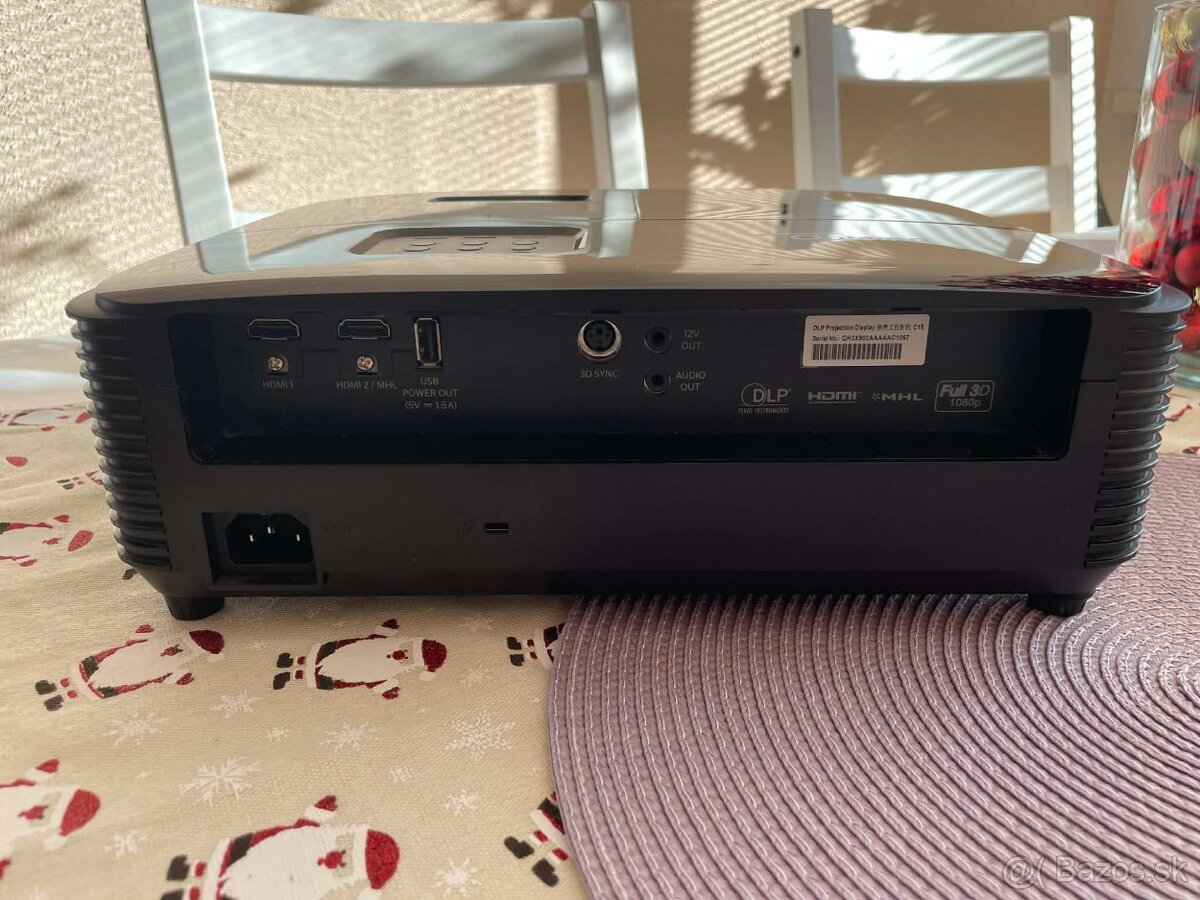 Projektor Optoma HD144X - 2