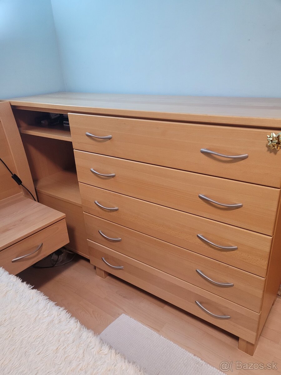 Komoda - 2