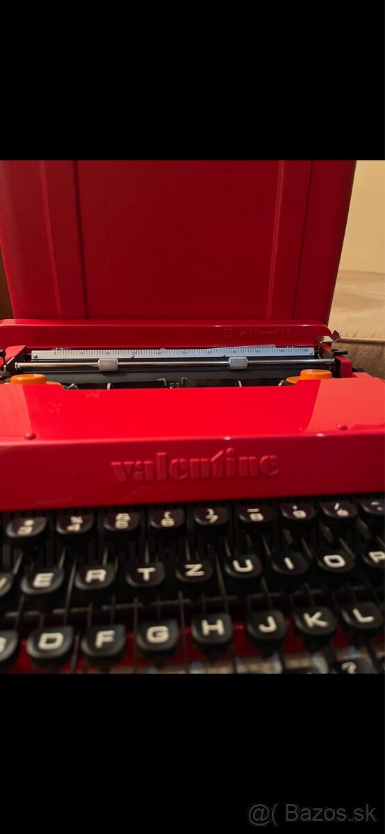 Písací stroj VALENTINE - 2