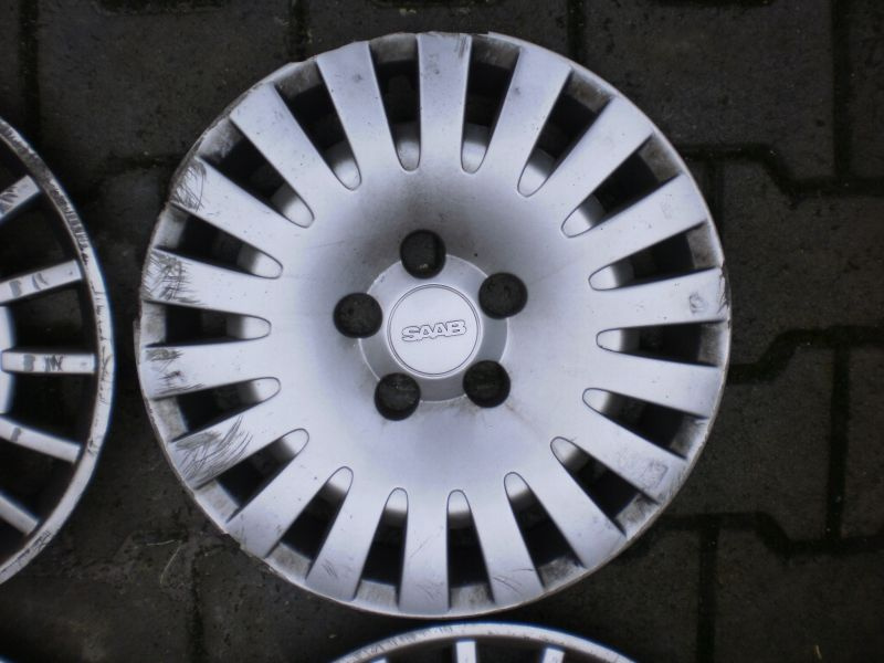 Puklice Saab Opel 5x110 R15 4ks - 2