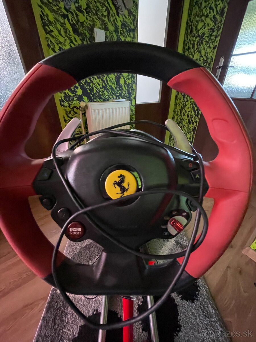 Predám volant Ferrari aj zo stojanom - 2